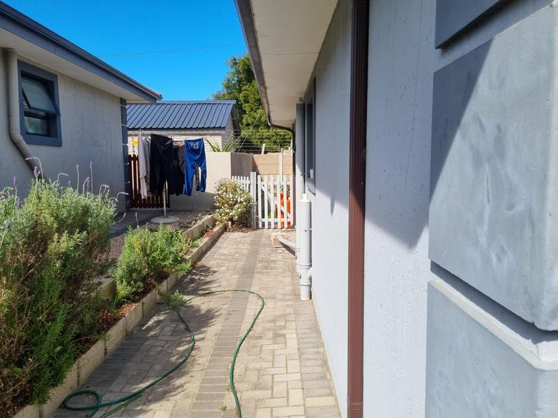 3 Bedroom Property for Sale in Dana Bay Western Cape
